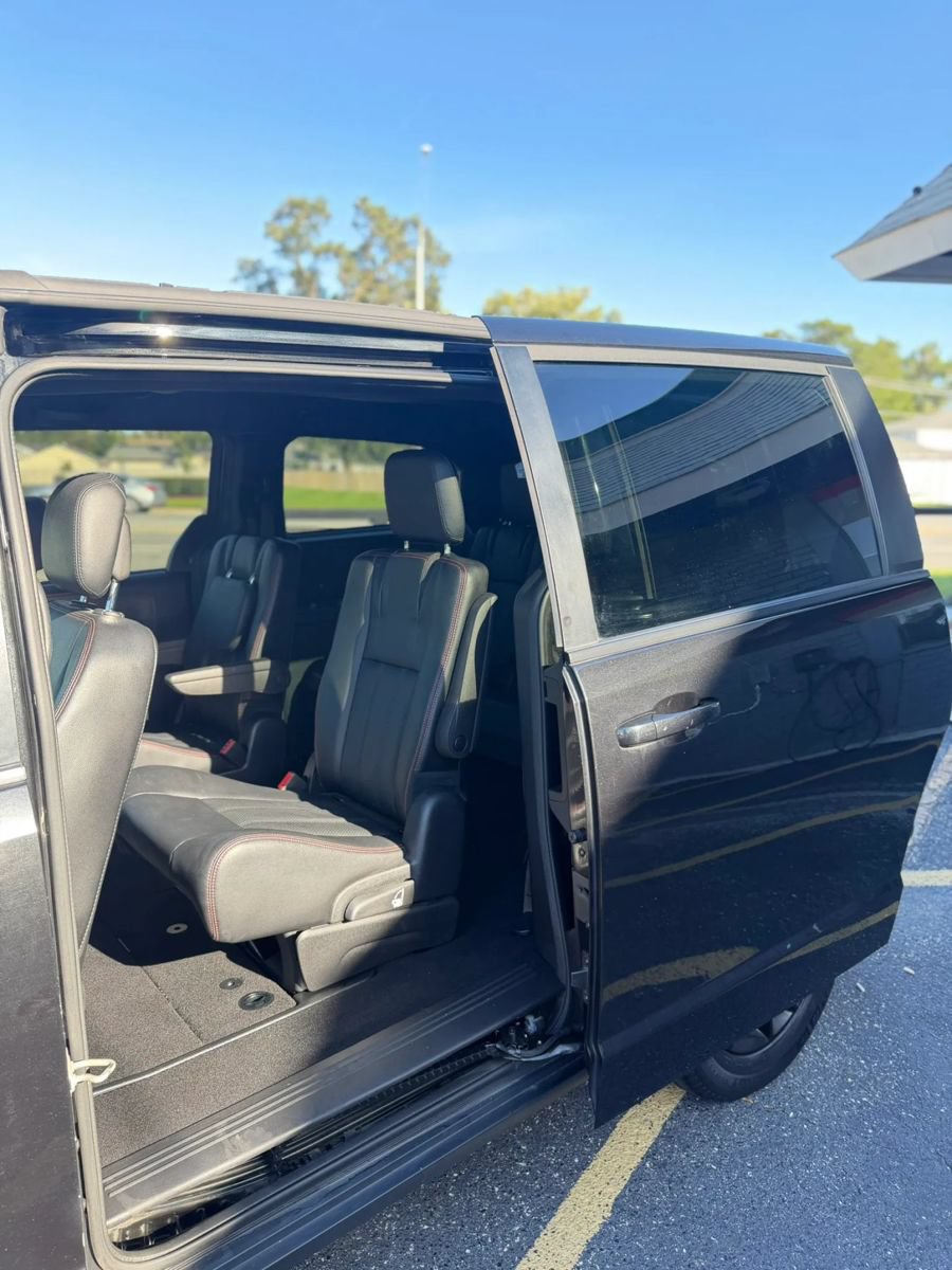 Used 2019 Dodge Grand Caravan GT FWD image 20