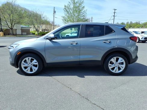 Used 2025 Buick Encore GX Preferred FWD image 2
