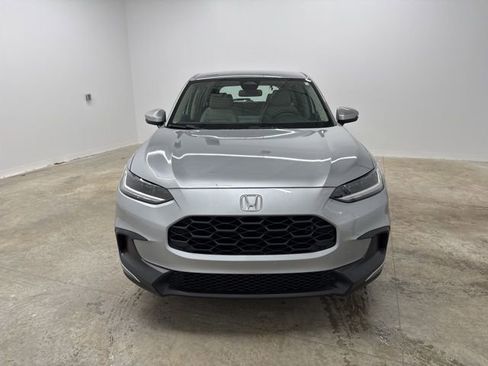 Certified 2023 Honda HR-V LX image 2