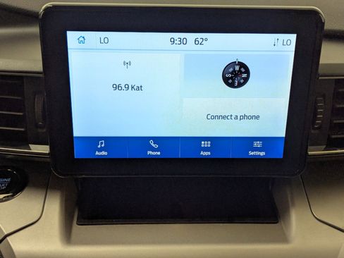 Certified 2024 Ford Explorer XLT w/ Equipment Group 202A image 26