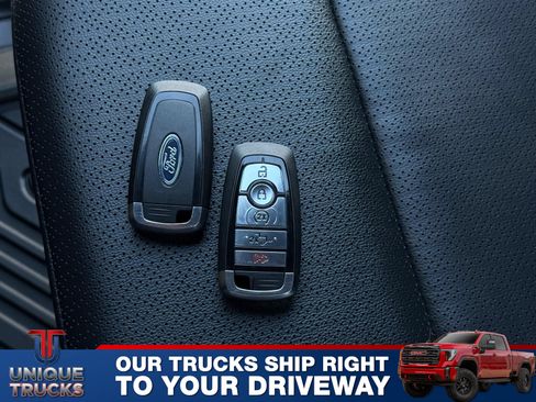 Used 2025 Ford F150 Lariat AWD/4WD image 34