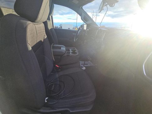 Used 2020 Chevrolet Silverado 1500 LT w/ Fleet Comfort Package image 11