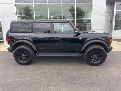 Used 2025 Ford Bronco Outer Banks w/ Sasquatch Package AWD/4WD image 4