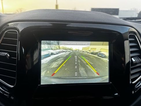 Used 2020 Jeep Compass Latitude image 20