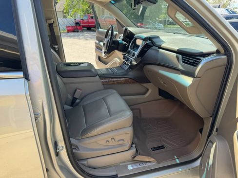 Used 2017 Chevrolet Tahoe Premier AWD/4WD image 26