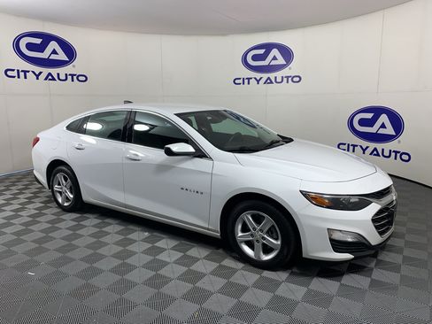 Used 2022 Chevrolet Malibu LS w/ Driver Confidence Package II FWD image 1