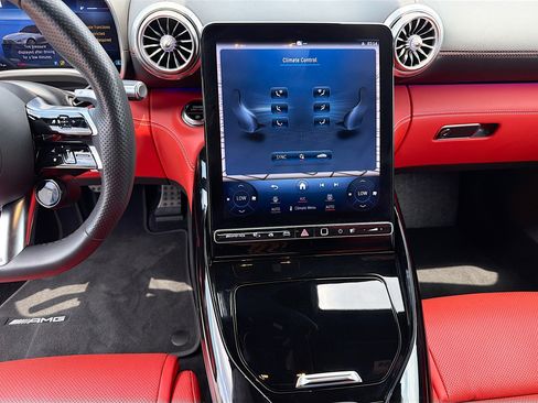 Used 2023 Mercedes-Benz SL 43 AMG image 19