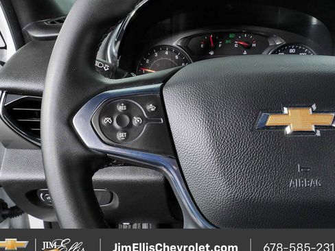 Certified 2023 Chevrolet Traverse LT FWD image 9