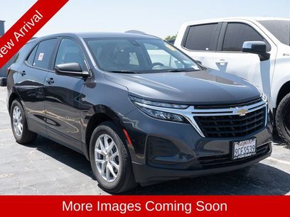 Used 2022 Chevrolet Equinox LS w/ LS Convenience Package