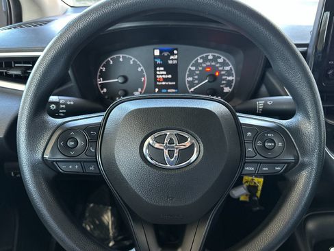 Used 2024 Toyota Corolla LE FWD image 19