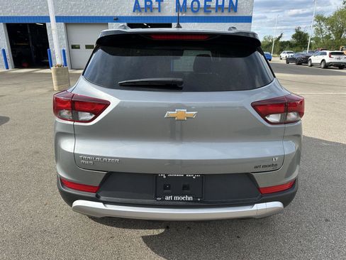Used 2025 Chevrolet TrailBlazer LT AWD/4WD image 6