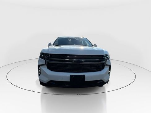 Used 2022 Chevrolet Suburban RST w/ Sport Performance Package AWD/4WD image 3