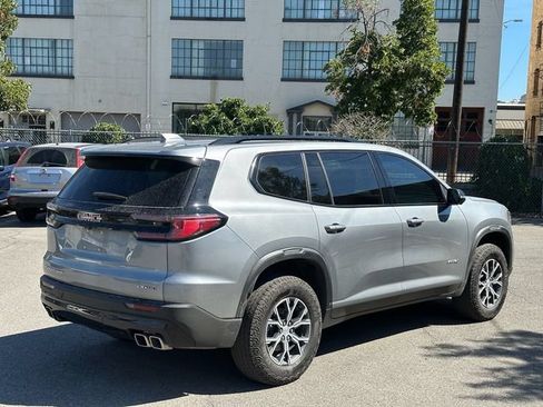 Used 2025 GMC Acadia AT4 AWD/4WD image 4