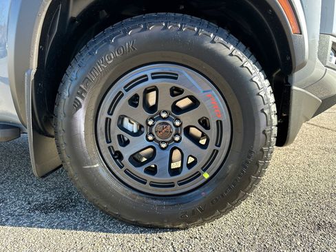 New 2026 Nissan Frontier Pro-X w/ Tow Package RWD image 12