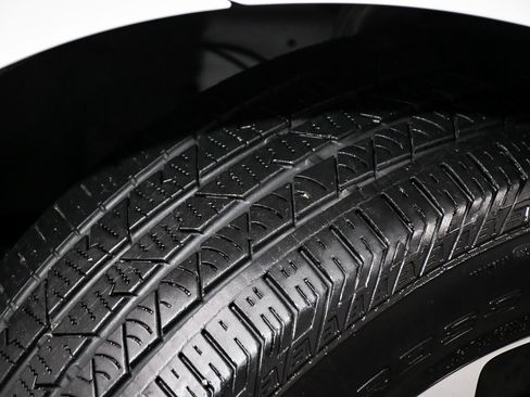 Used 2024 Jaguar F-PACE R-Dynamic S image 85