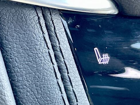 Used 2023 Cadillac XT5 Sportv w/ LPO, Floor Liner Package AWD/4WD image 23