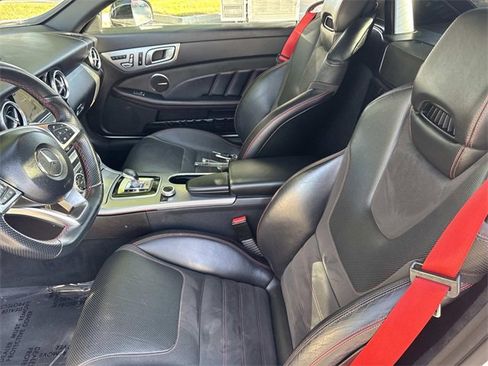 Used 2018 Mercedes-Benz SLC 43 AMG image 19