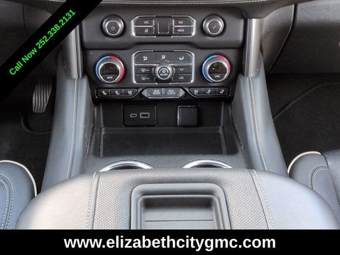 Used 2023 Chevrolet Suburban Premier RWD image 21
