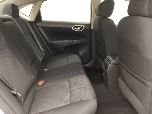 Used 2017 Nissan Sentra SR FWD image 19