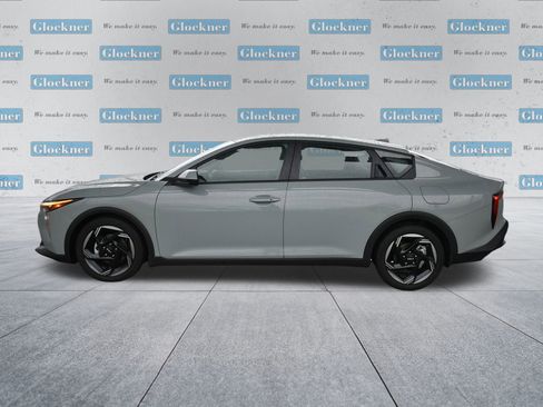 Used 2025 Kia K4 EX image 9