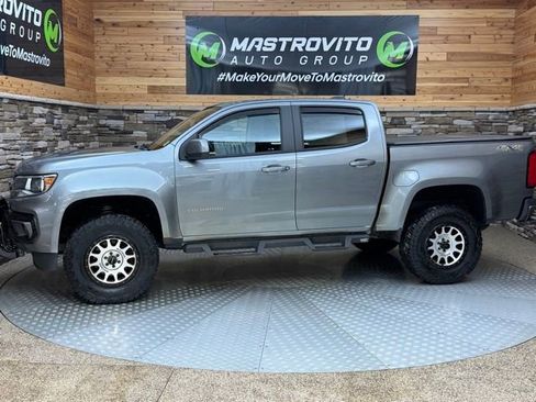 Used 2022 Chevrolet Colorado LT w/ LT Convenience Package AWD/4WD image 6