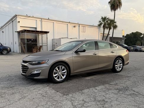 Used 2024 Chevrolet Malibu LT FWD image 9