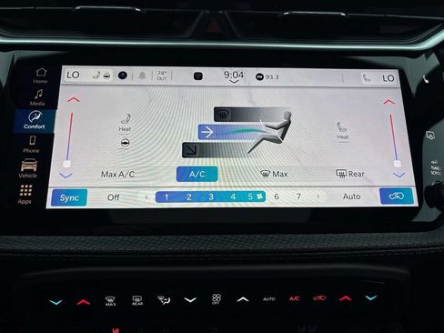 New 2026 Jeep Cherokee Limited AWD/4WD image 10