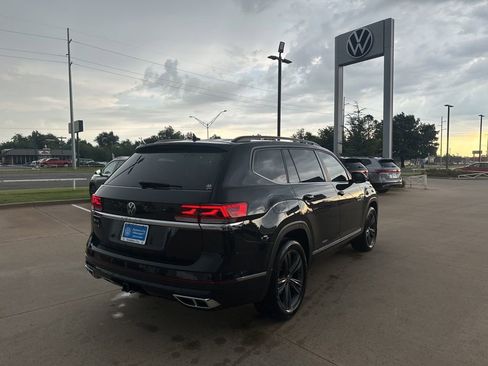 Used 2021 Volkswagen Atlas SE FWD image 7
