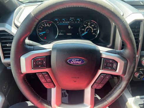Used 2018 Ford F150 Lariat w/ Equipment Group 502A Luxury AWD/4WD image 15