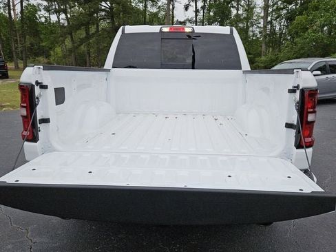 New 2026 RAM 1500 Express AWD/4WD image 13