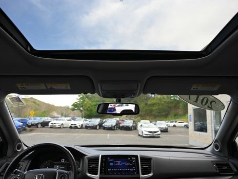 Used 2017 Honda Pilot EX-L image 12