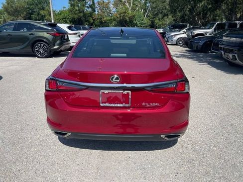 Used 2024 Lexus ES 350 w/ Premium Package FWD image 3