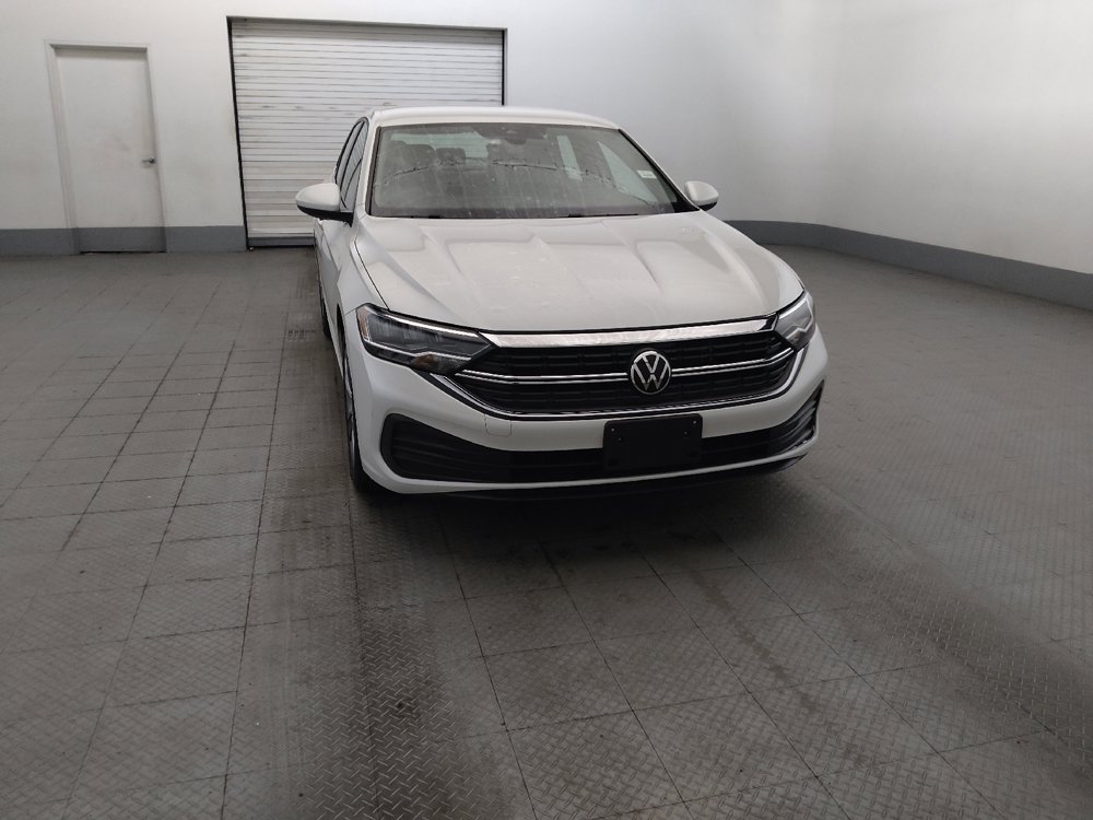 Used 2023 Volkswagen Jetta SE FWD image 14