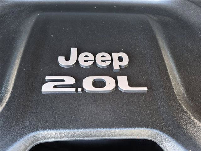 Used 2019 Jeep Wrangler Unlimited Sahara AWD/4WD image 23