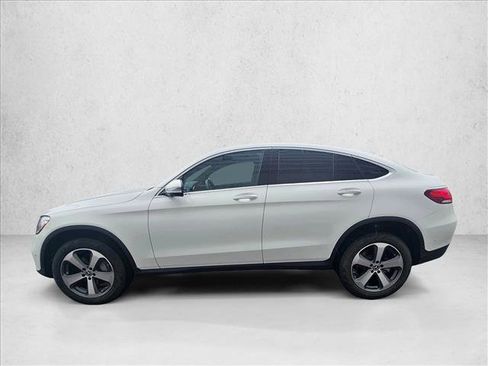 Used 2023 Mercedes-Benz GLC 300 4MATIC Coupe image 2
