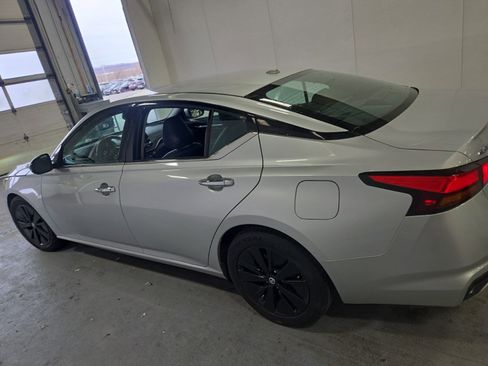 Used 2019 Nissan Altima 2.5 SL FWD image 8