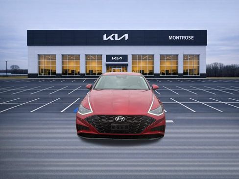 Used 2022 Hyundai Sonata SEL w/ Preferred Accessory Package FWD image 2