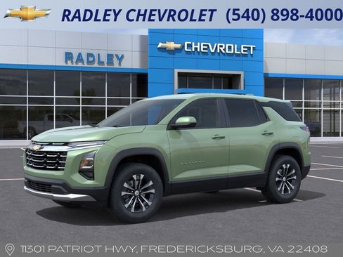 New 2026 Chevrolet Equinox LT image 2