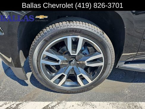 Certified 2018 Chevrolet Suburban Premier AWD/4WD image 34