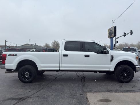 Used 2022 Ford F350 XLT AWD/4WD image 5