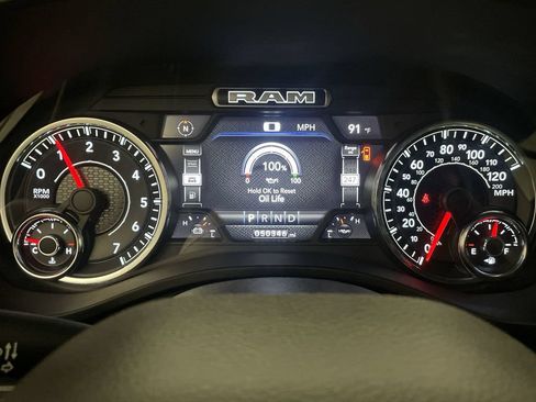 Used 2023 RAM 1500 Big Horn AWD/4WD image 6