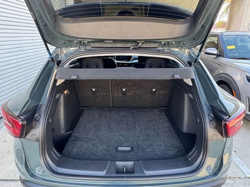 Used 2025 Chevrolet Trax LT image 31