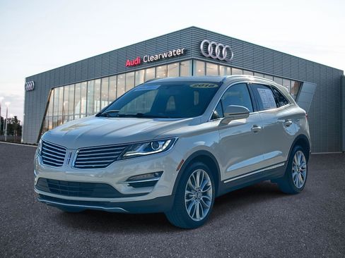 Used 2018 Lincoln MKC Reserve image 1