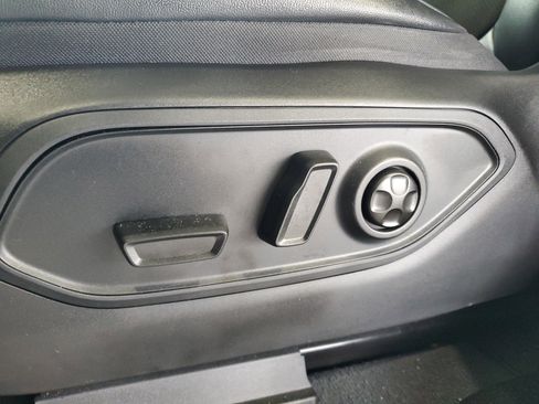 Certified 2023 Jeep Grand Cherokee Altitude AWD/4WD image 20