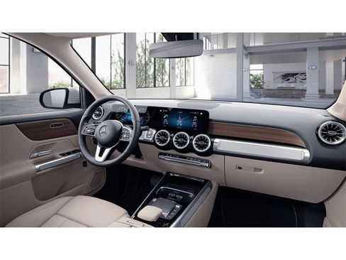 Certified 2022 Mercedes-Benz GLB 250 4MATIC image 6