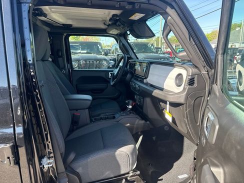 New 2026 Jeep Wrangler Unlimited Sport AWD/4WD image 25