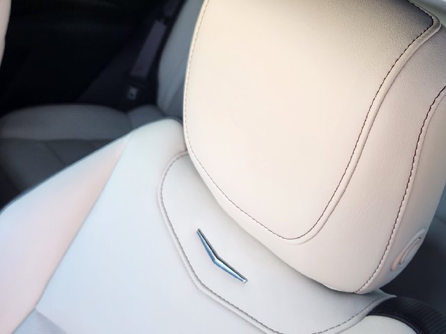 Used 2019 Cadillac XT4 Sport FWD image 15