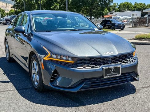 Used 2022 Kia K5 LXS FWD image 5