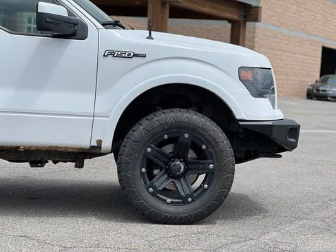 Used 2014 Ford F150 FX4 w/ Equipment Group 402A Luxury AWD/4WD image 10