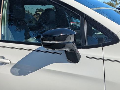 New 2026 Chrysler Pacifica Limited w/ S Appearance Package FWD image 12